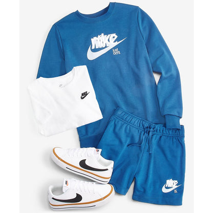 Nike Women's Sportswear Club Essentials T-Shirt