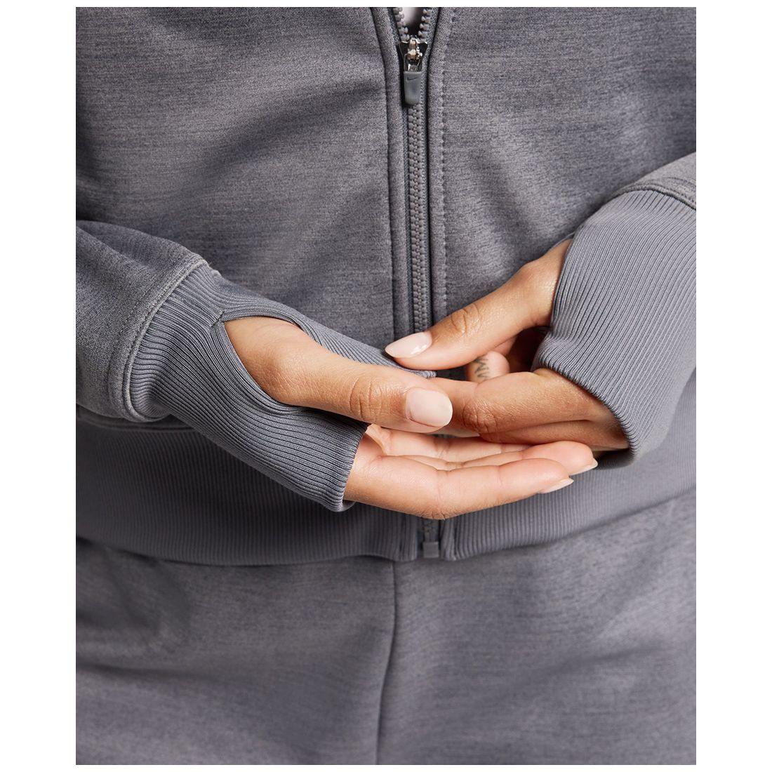 Nike Women's Therma-fit One Full-Zip Hoodie