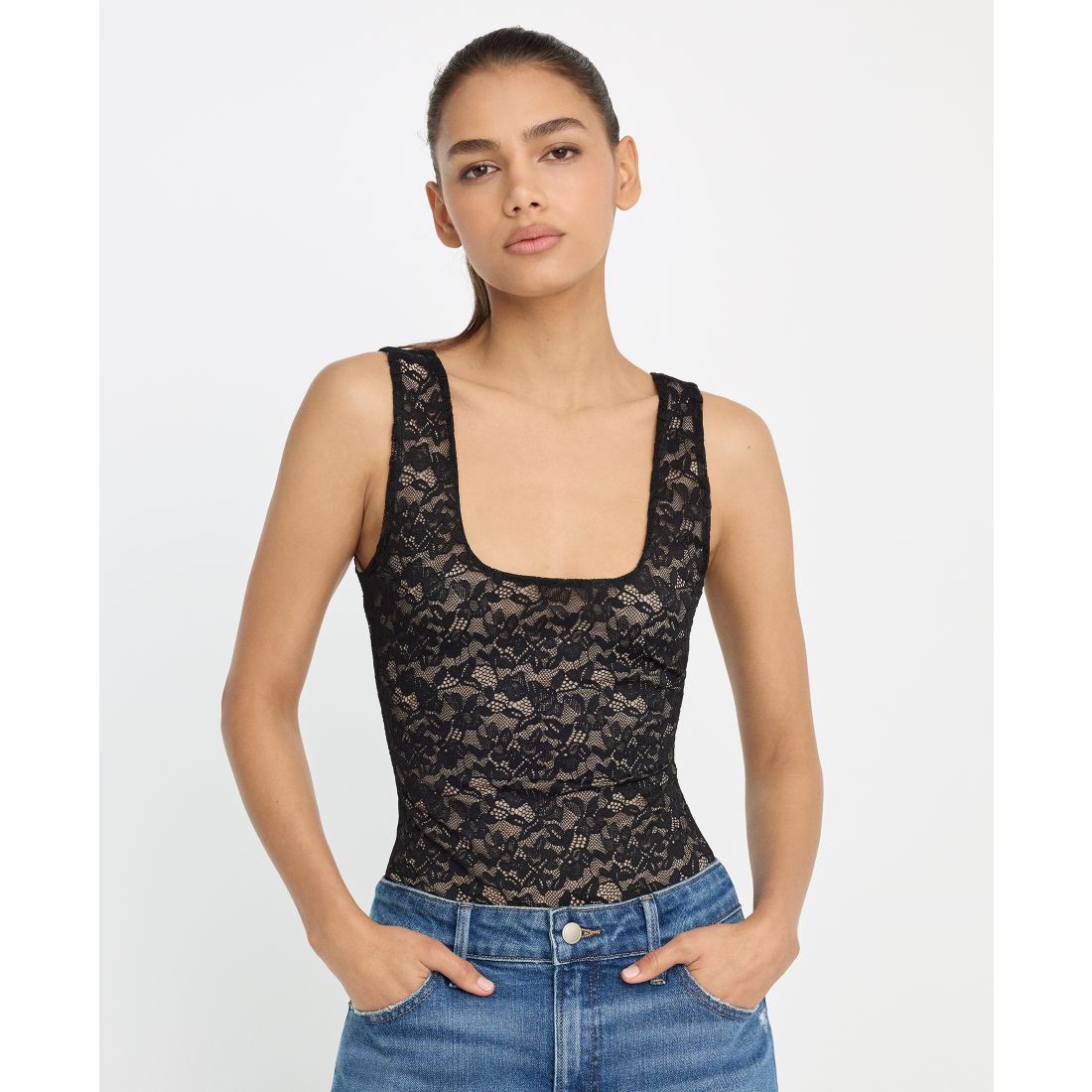 Good American Women's Stretch Lace Scoop Neck Tank Bodysuit, Regular & Plus Size