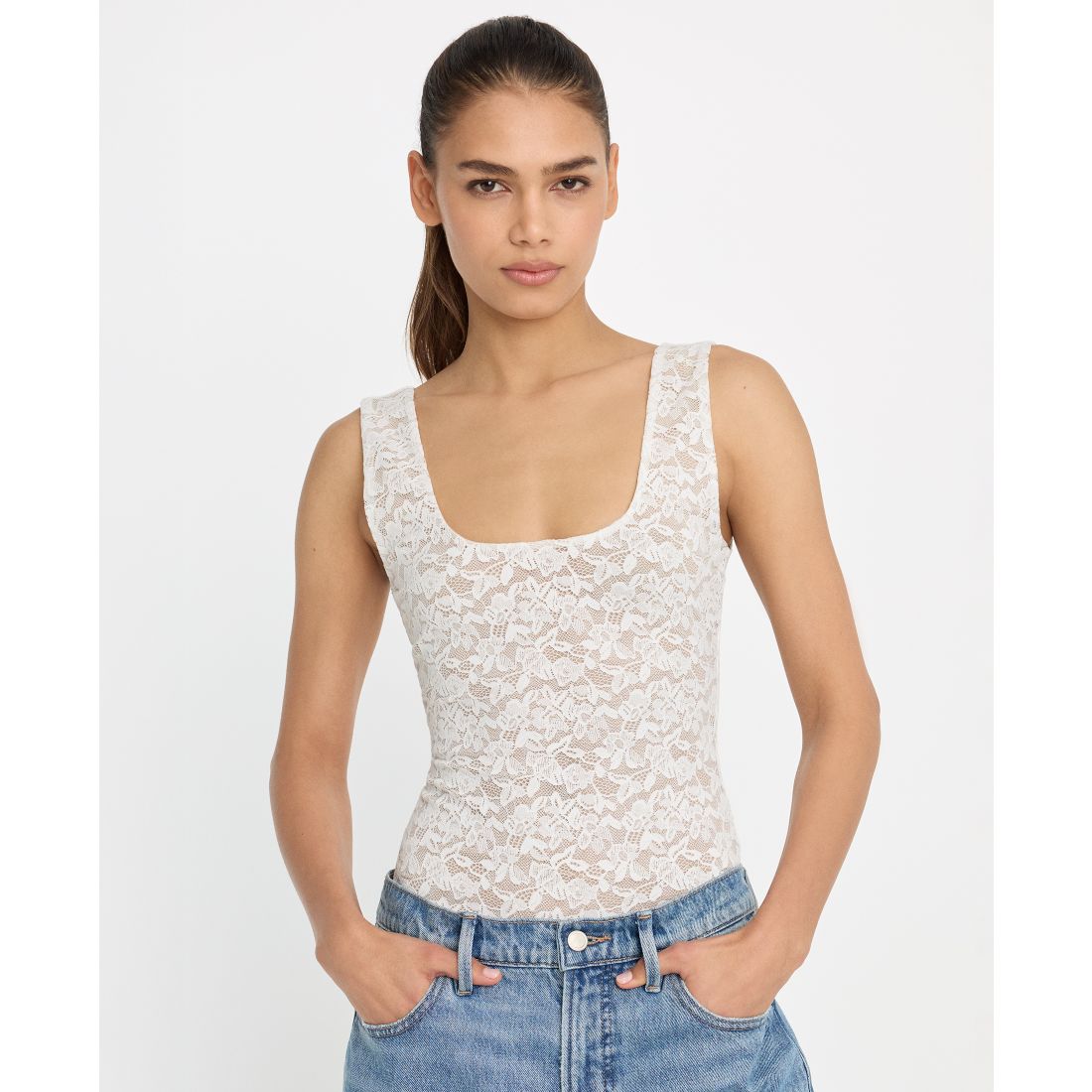 Good American Women's Stretch Lace Scoop Neck Tank Bodysuit, Regular & Plus Size