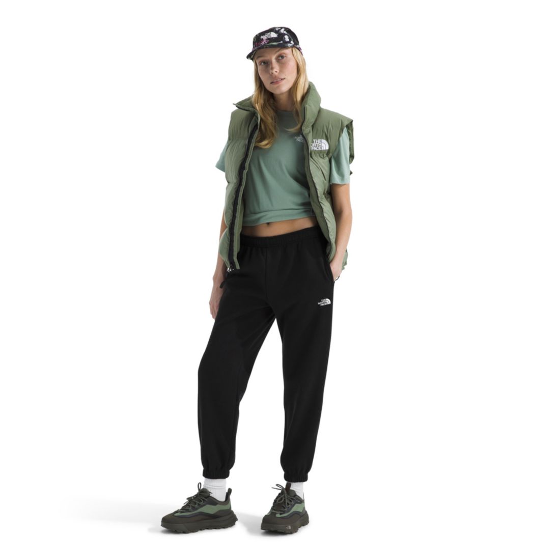 The North Face Women's Evolution Logo Jogger Pants