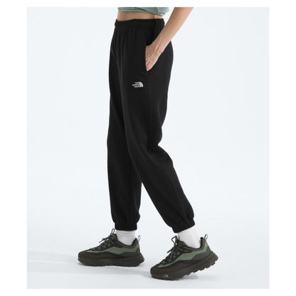 The North Face Women's Evolution Logo Jogger Pants