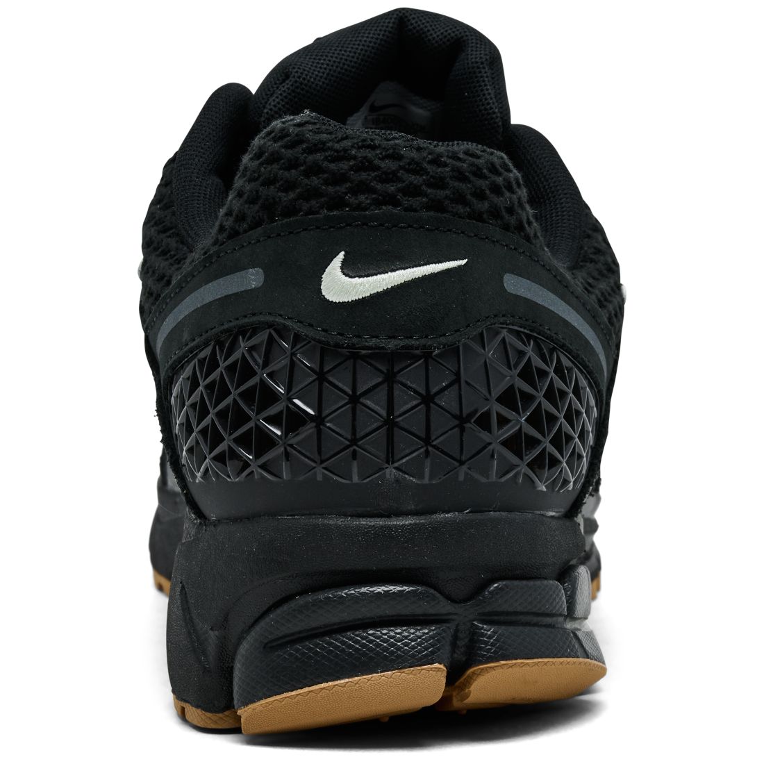 Nike Men's Zoom Vomero 5 Casual Sneakers from Finish Line - Black, Gum