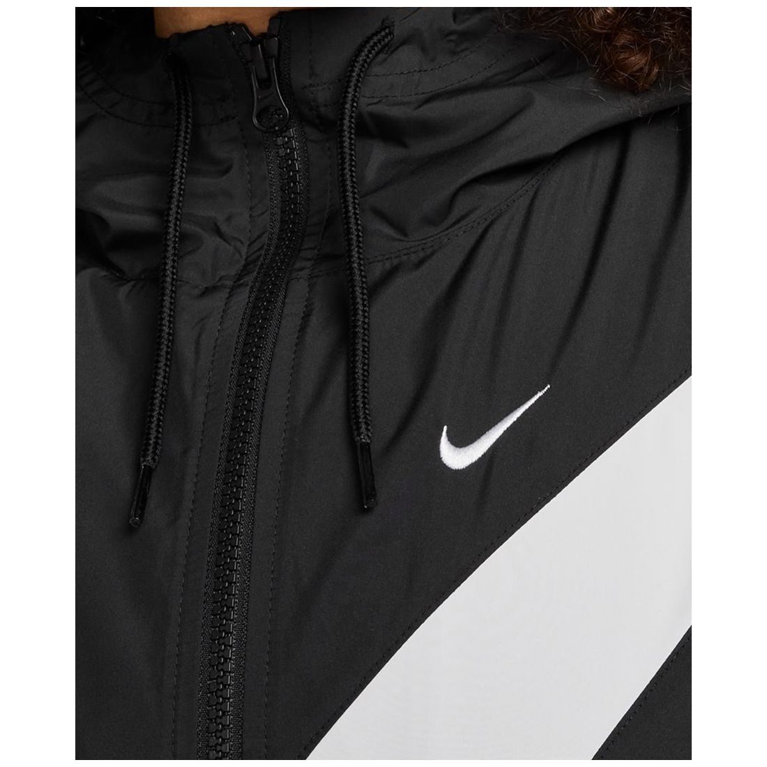 Nike Women's Loose Uv Protection Full-Zip Logo Jacket