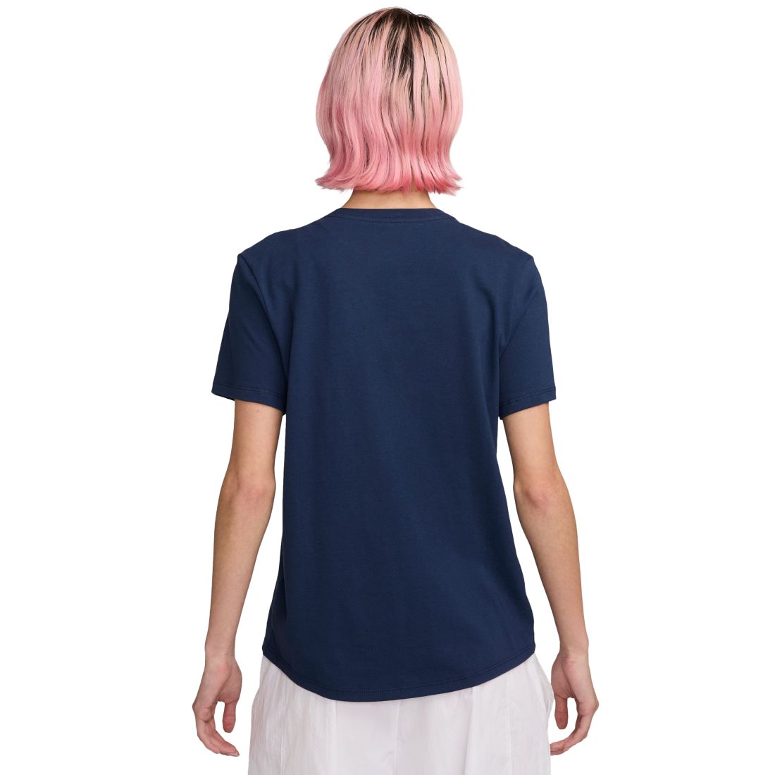 Nike Women's Sportswear Club Essentials T-Shirt