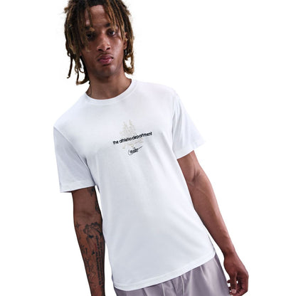 Nike Men's Sportswear Club Crewneck T-Shirt