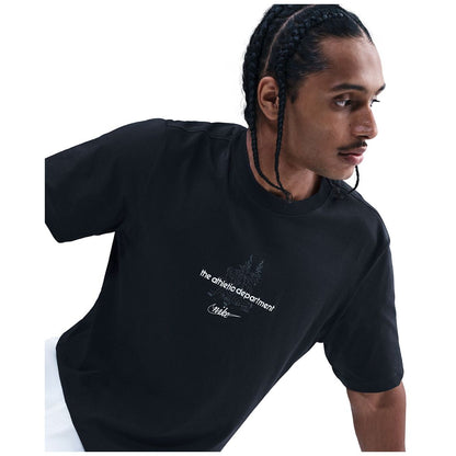 Nike Men's Sportswear Club Crewneck T-Shirt
