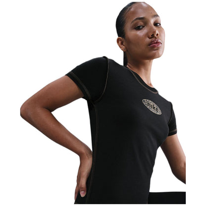 Nike Sportswear Women's Short Sleeve Cropped Top