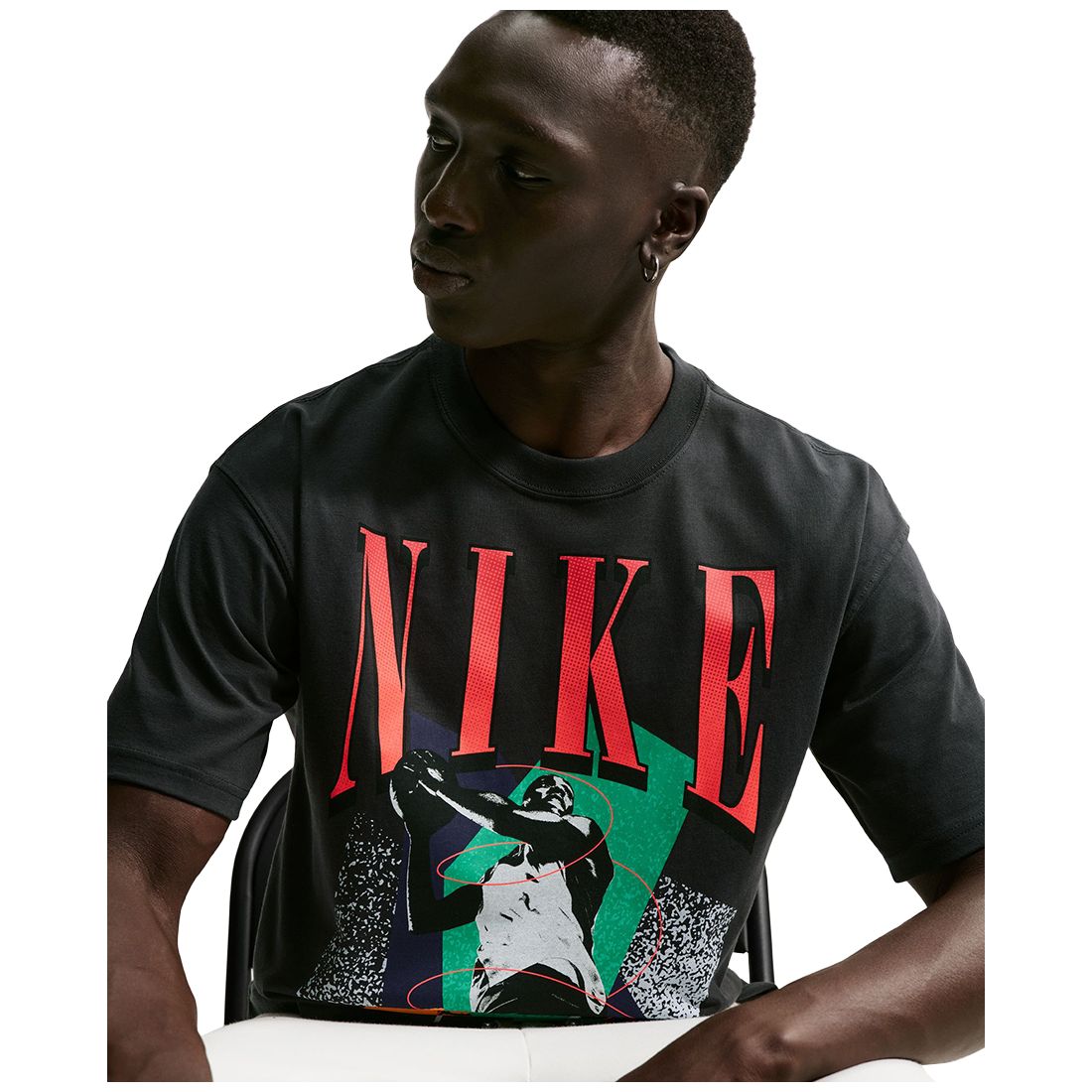 Nike Men's Basketball Ribbed Collar Graphic T-Shirt