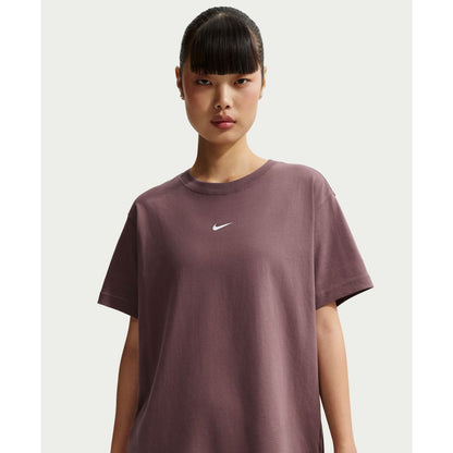 Nike Women's Sportswear Crewneck T-Shirt