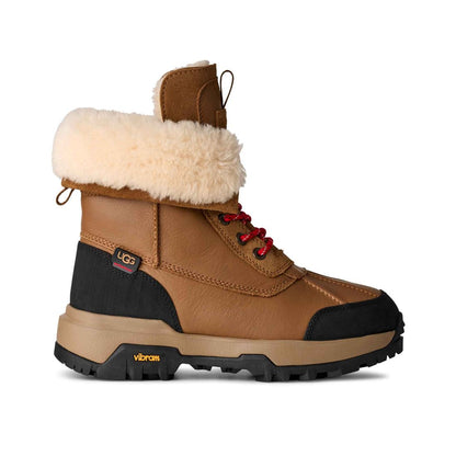 Ugg Women's Adirondack Xxv Round Toe Boots