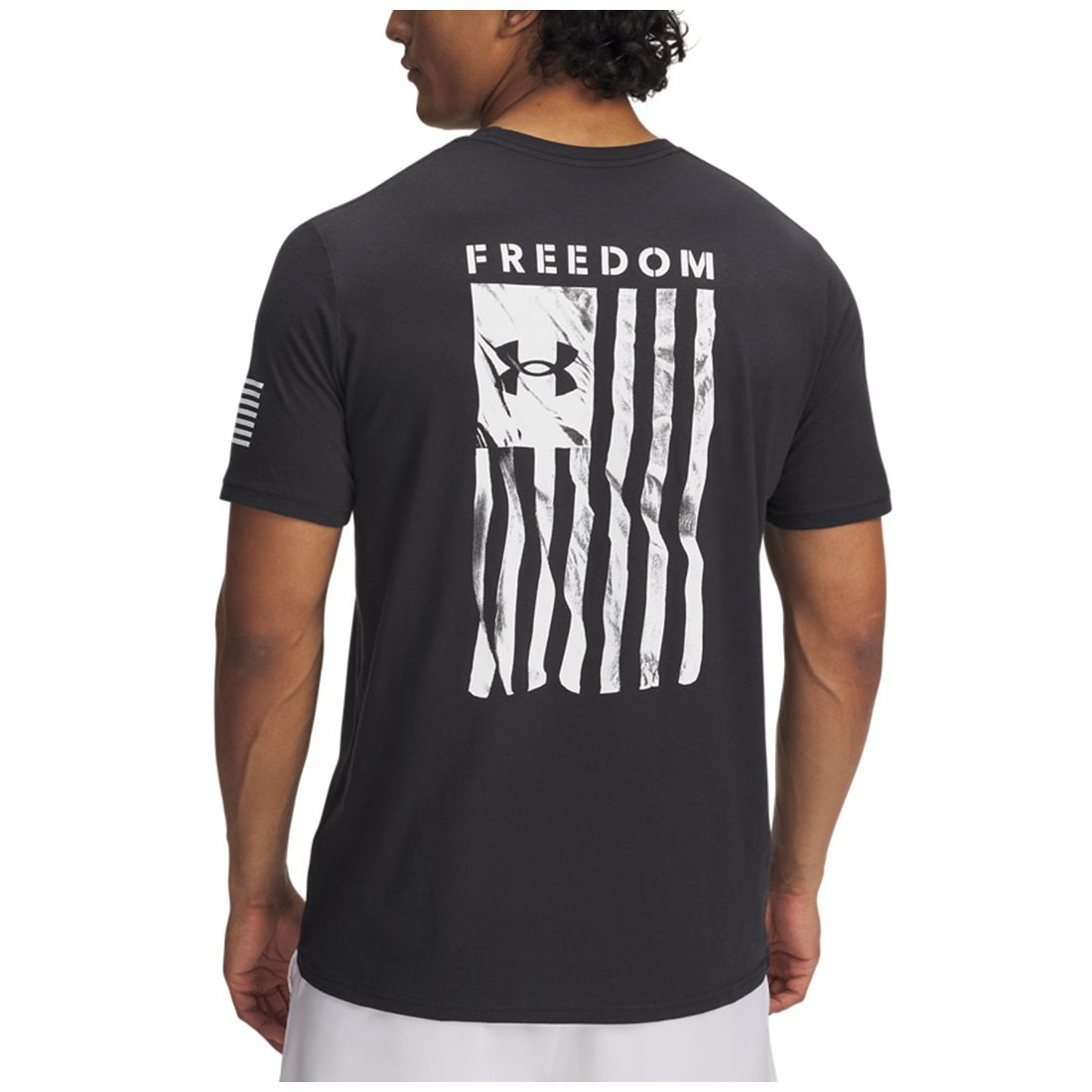 Under Armour Men's Freedom Flag Logo T-Shirt - Black / / Castlerock
