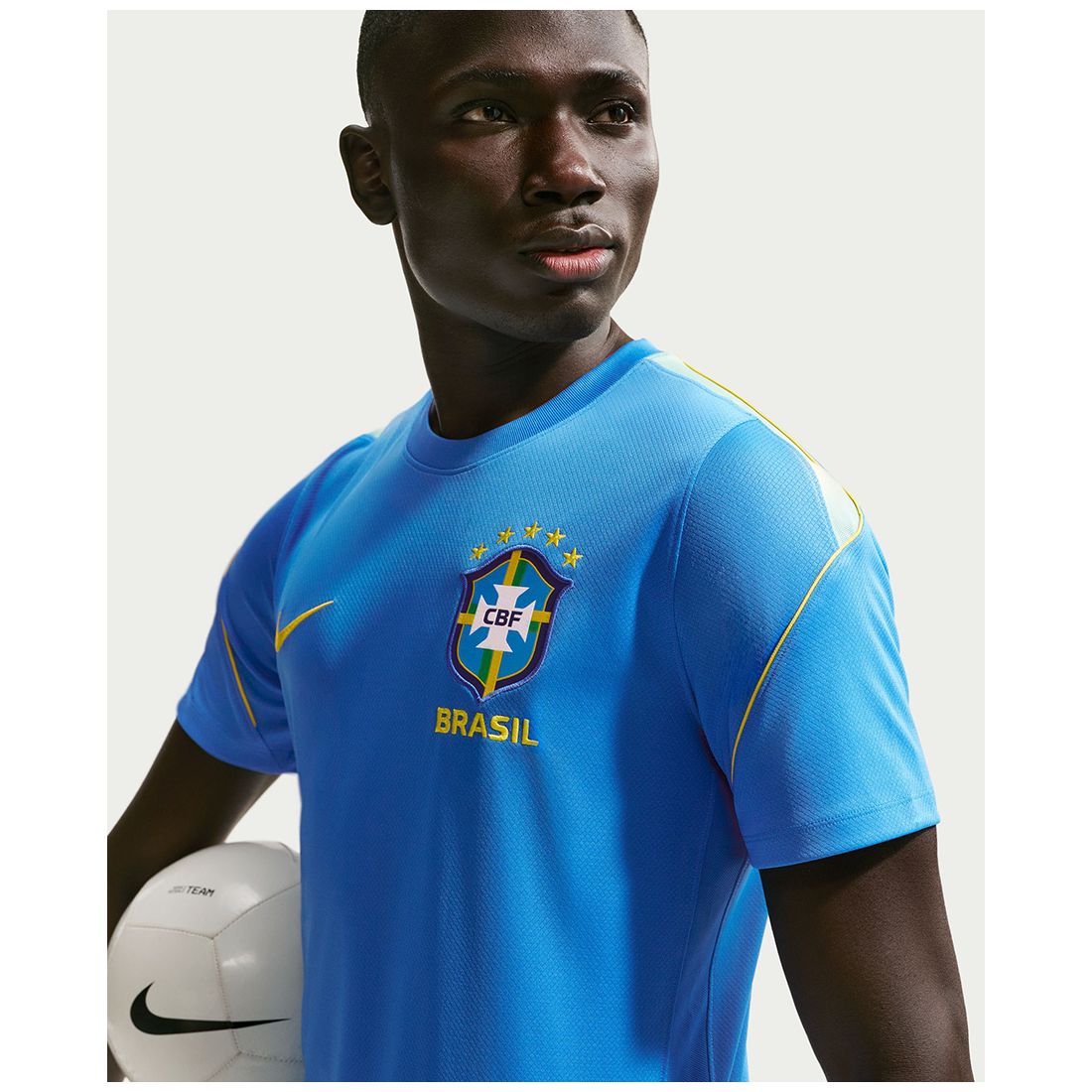 Nike Men's Strike Dri-Fit Short-Sleeve Soccer T-Shirt