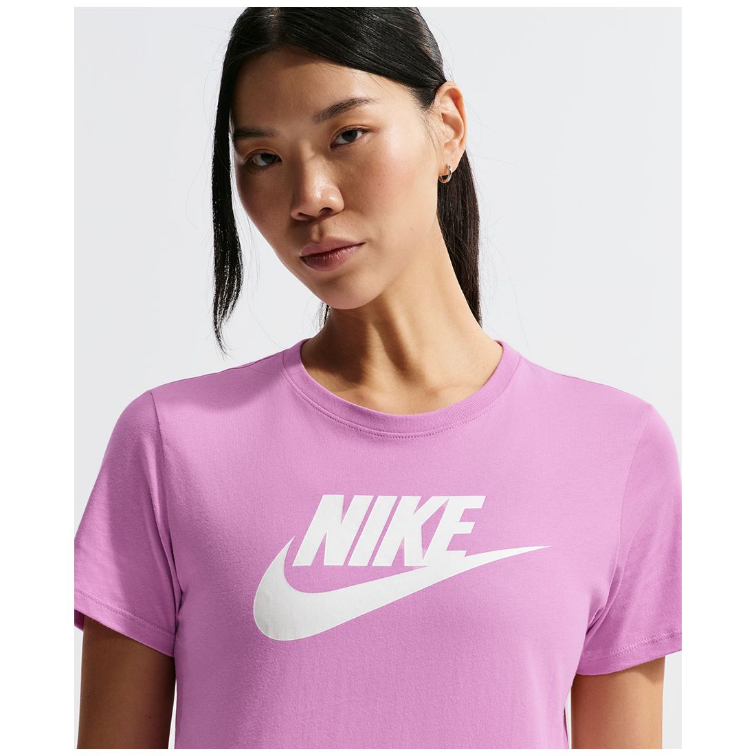 Nike Sportswear Women's Essentials Logo T-Shirt