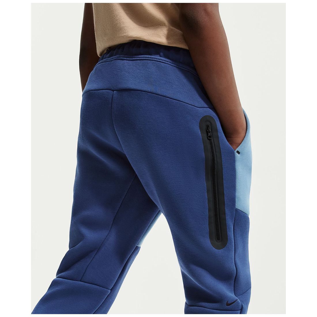 Nike Kids 7-20 Sportswear Tech Fleece Jogger Pants