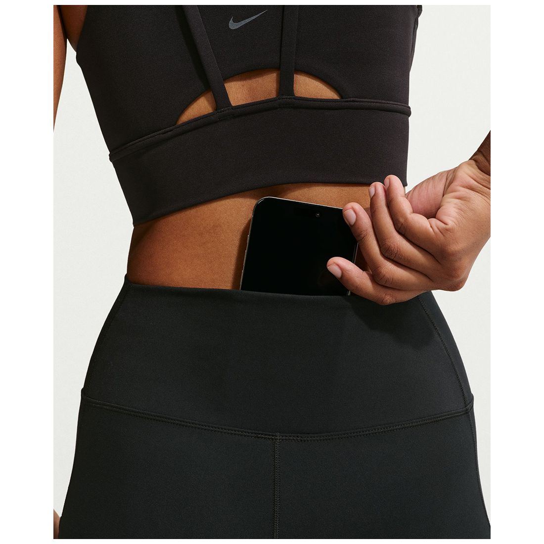 Nike Women's One High-Waisted Side-Pocket 8" Bike Shorts