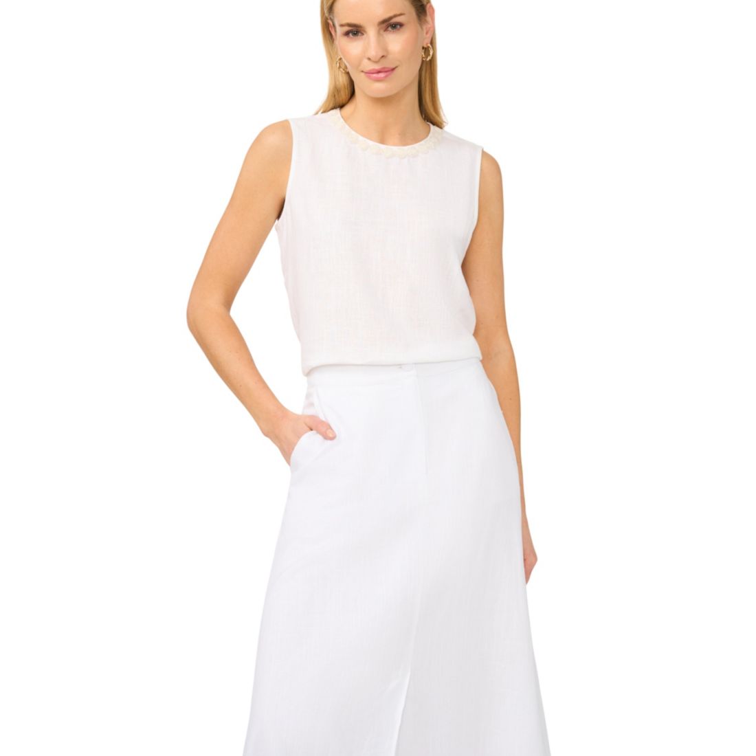 Vince Camuto Women's Sleeveless Crewneck Blouse