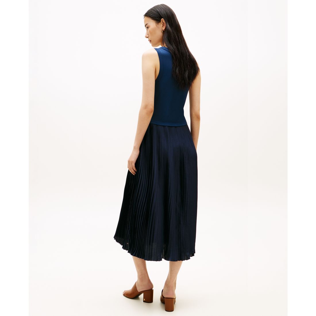 Tommy Hilfiger Women's Mix Media Pleated Sleeveless Midi Dress