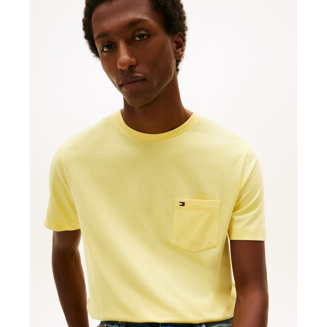 Tommy Hilfiger Men's Essential Solid Pocket T-Shirt