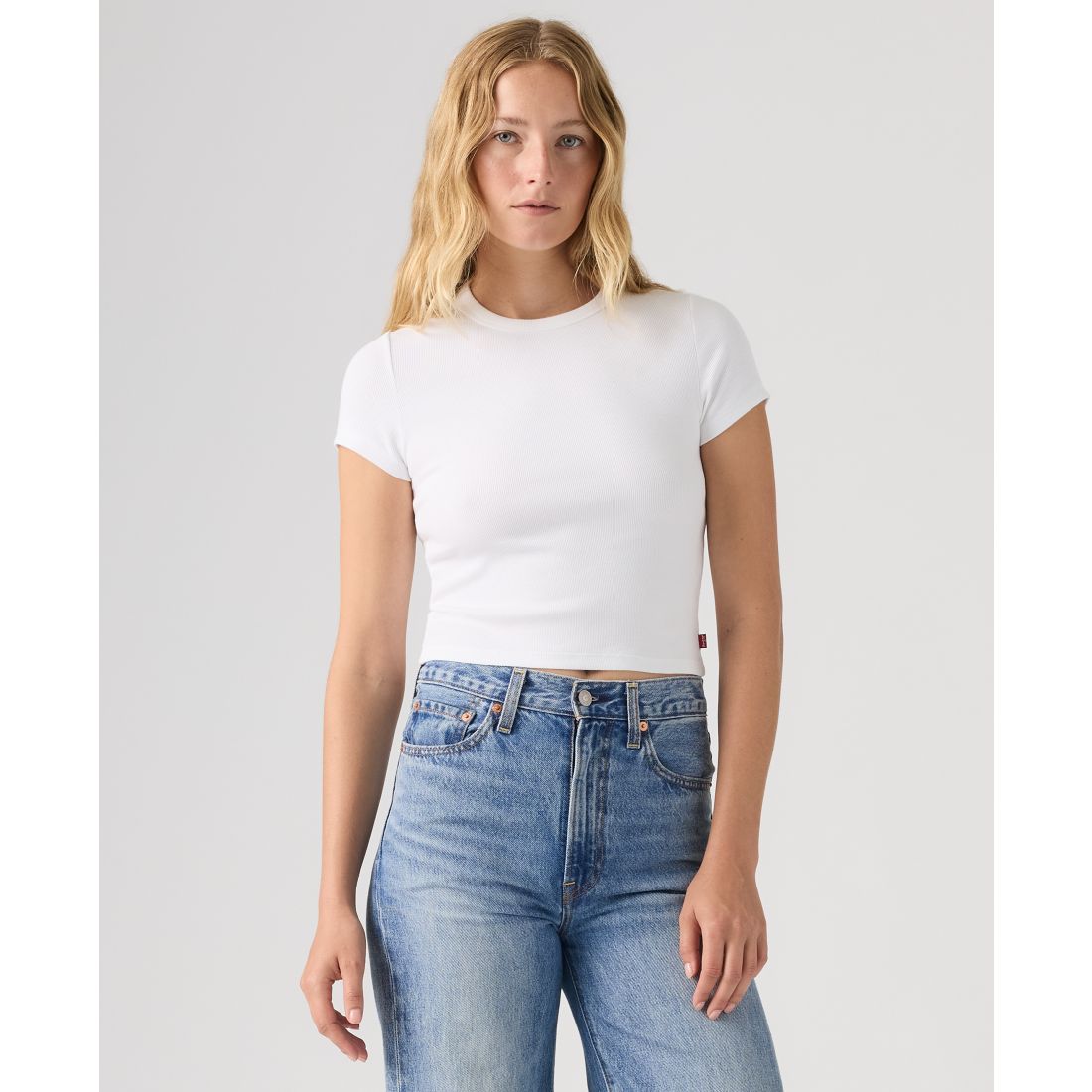 Levi's Women's Short-Sleeve Cropped Top