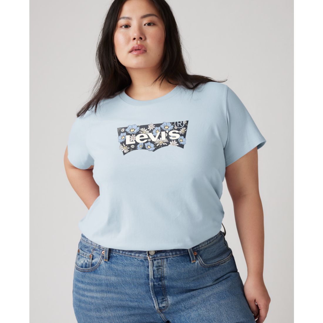 Levi's Trendy Plus Size Perfect Logo Cotton T-Shirt