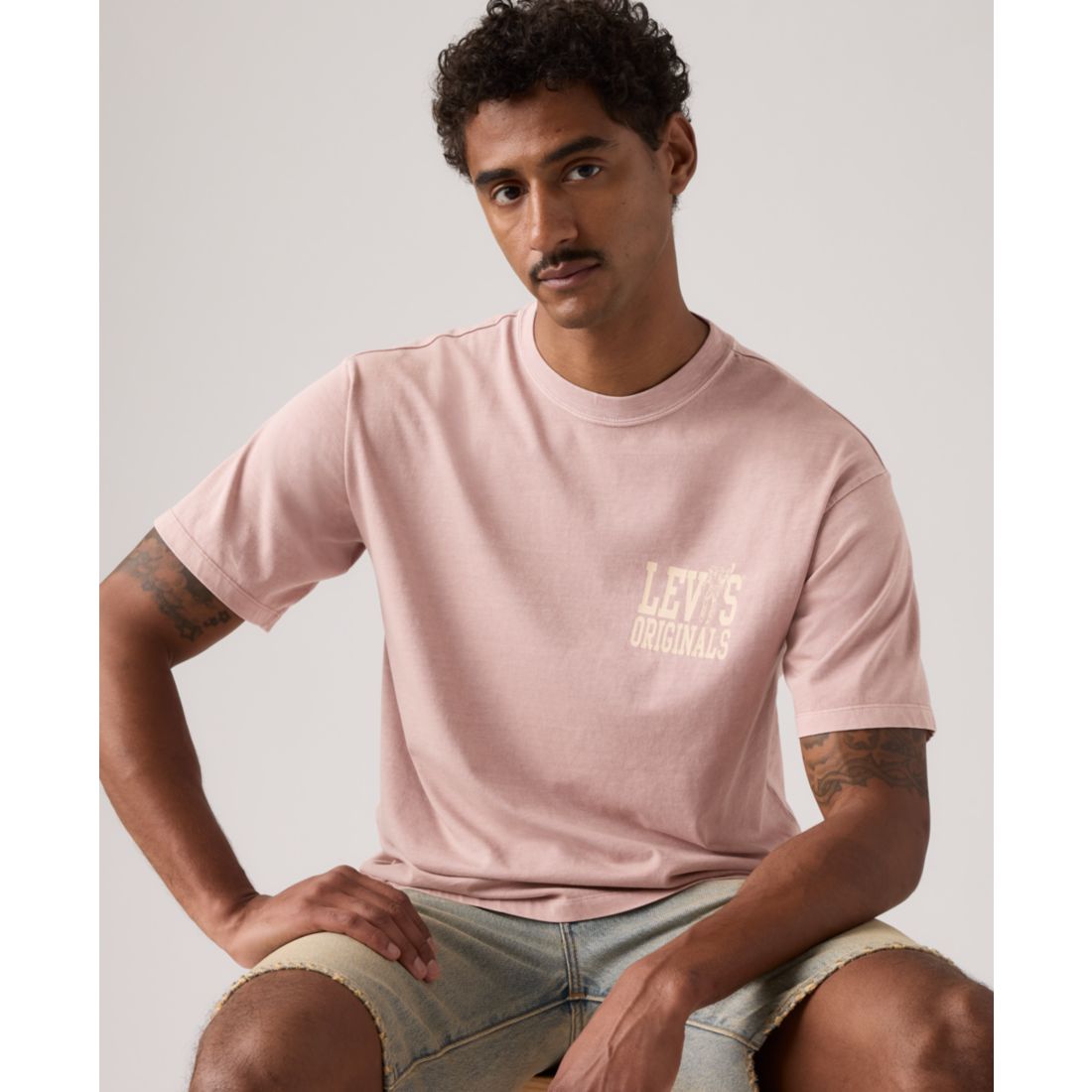Levi's Men's Short-Sleeve Graphic T-Shirt