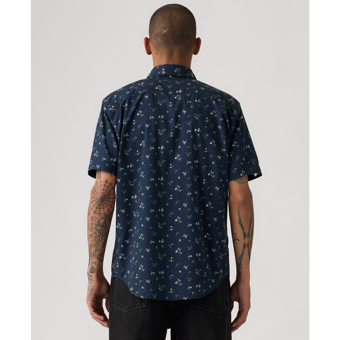 Levi's Men's Classic 1 Pocket Short Sleeve Regular Fit Shirt