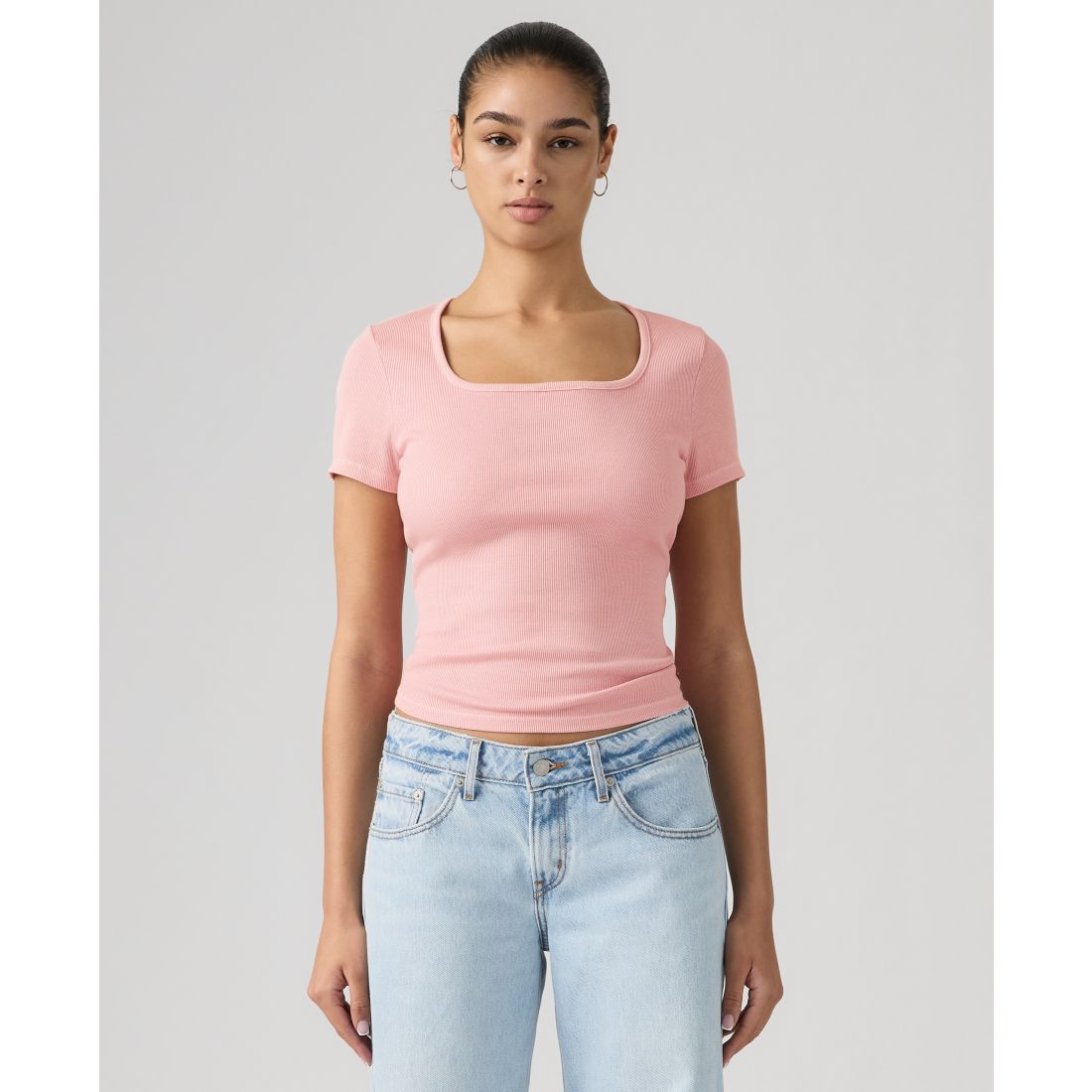 Levi's Women's Essential Square Neck T-Shirt