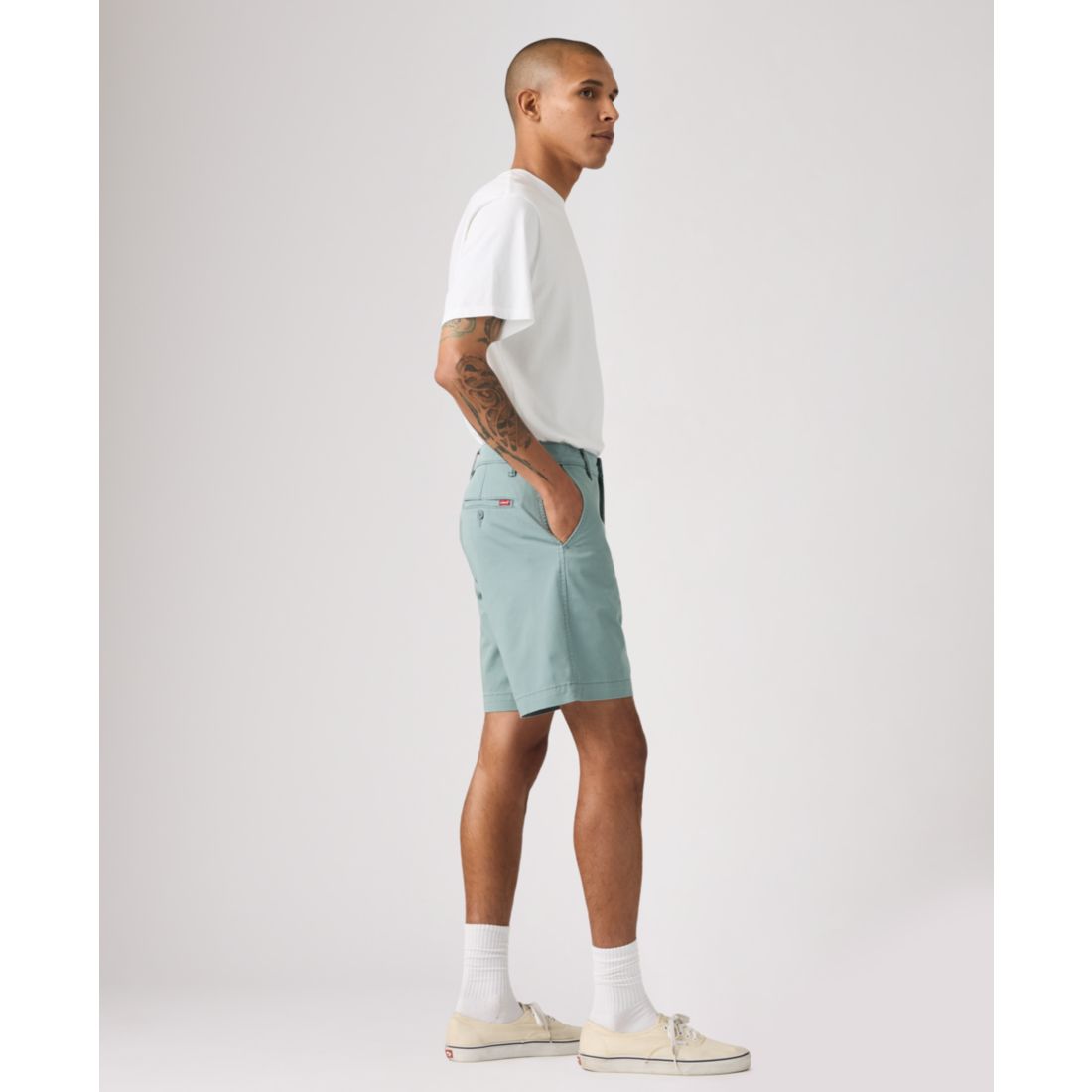 Levi's Men's Relaxed-Fit 8" Chino Shorts