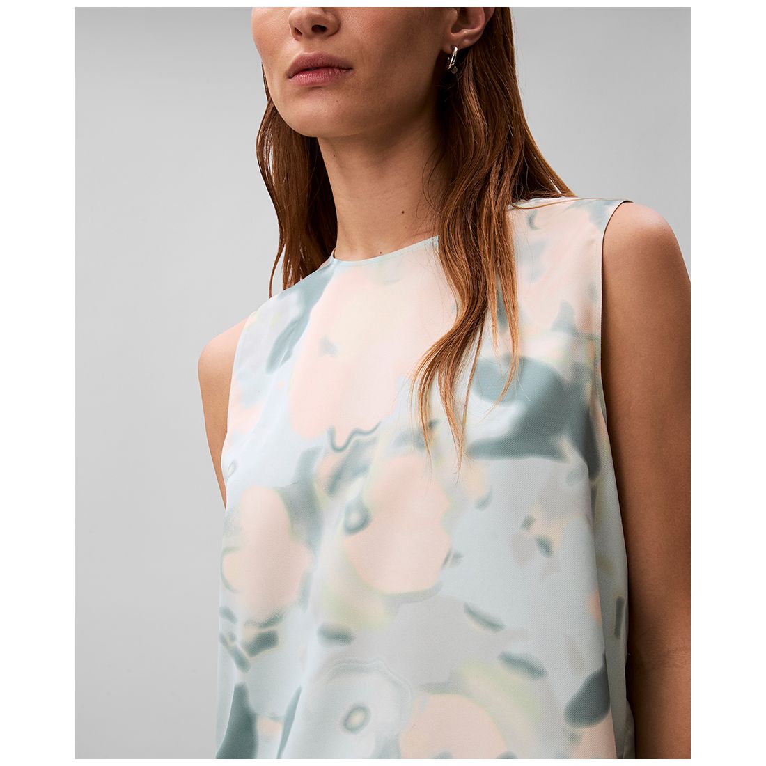 Calvin Klein Women's Printed Sleeveless Crewneck Top