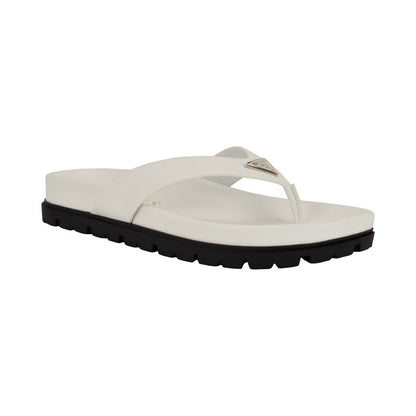 Guess Women's Davelle Lug Sole Logo Thong Sandals