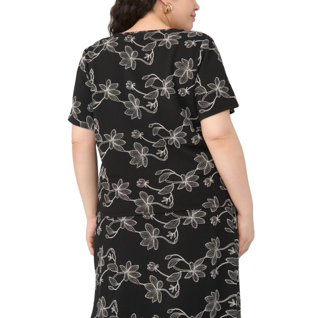Vince Camuto Plus Size Crewneck Short-Sleeve Top