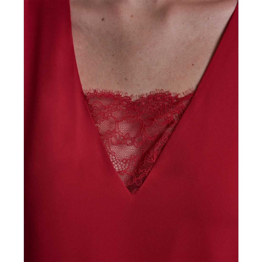 Bcbg Women's V-Neck Lace Detail Pull-On Top