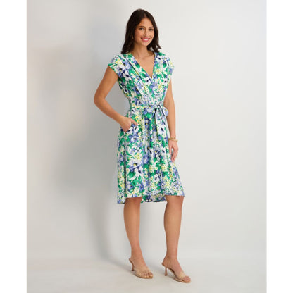 kensie Women's Printed V-Neck Smocked-Back A-Line Dress
