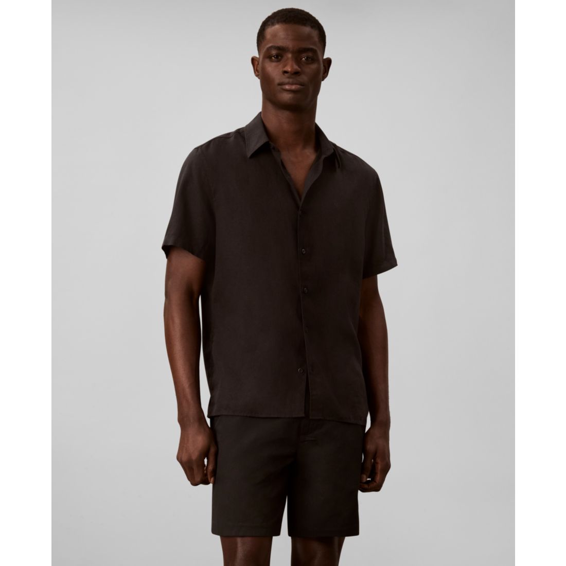 Calvin Klein Men's Straight-Fit Linen Shorts