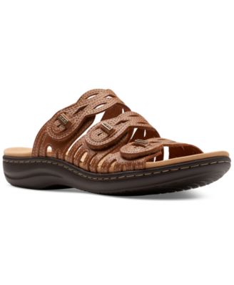 Laurieann Ruby Scalloped Twist Strap Slide Sandals