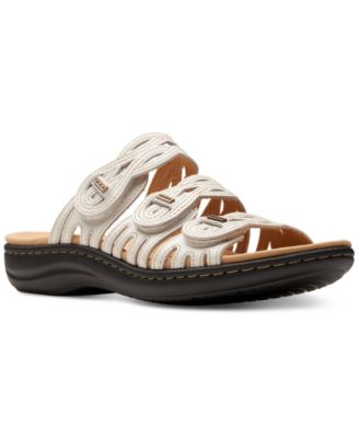 Laurieann Ruby Scalloped Twist Strap Slide Sandals
