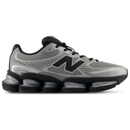 New Balance Mens 2000