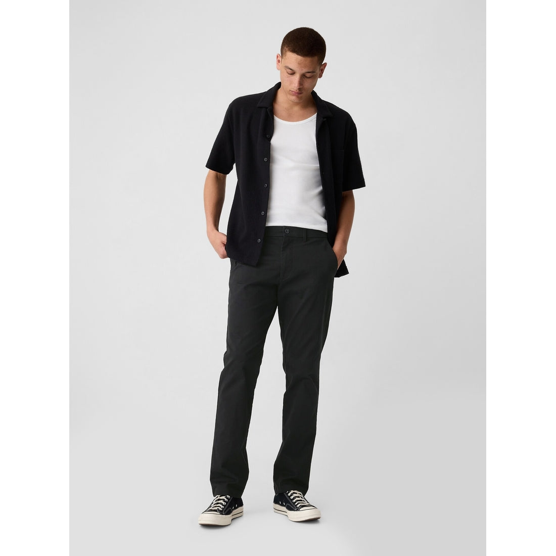 Men's Modern Straight Khakis