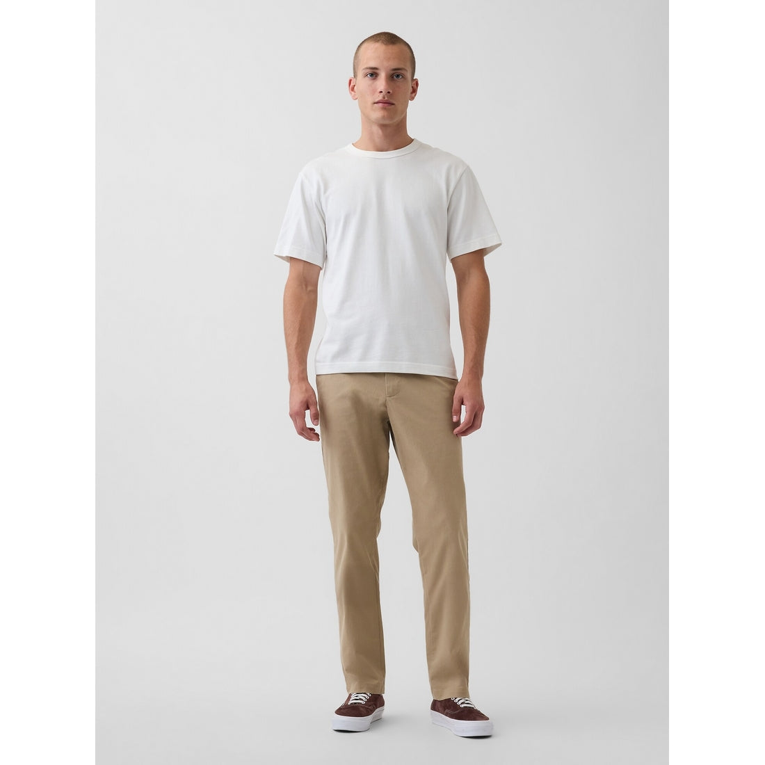 Men's Modern Straight Khakis