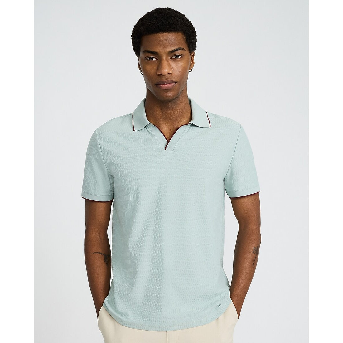 Tipped Zig Zag Textured Johnny Collar Polo
