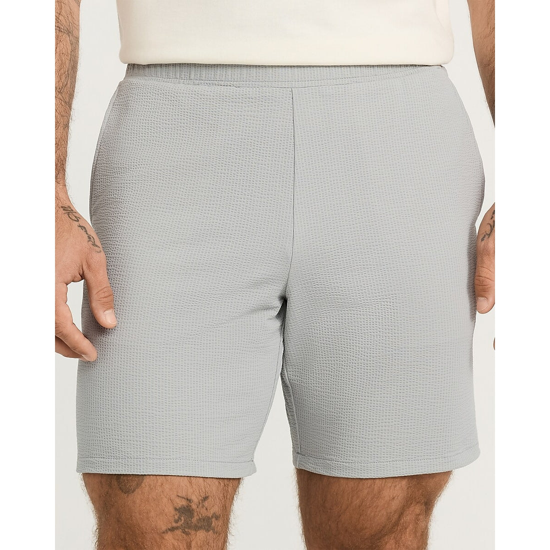 9" Seersucker Everyday Performance Hybrid Elastic Waist Suit Short