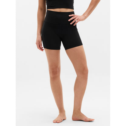 Women's Salutation Stash High Rise 5" Short