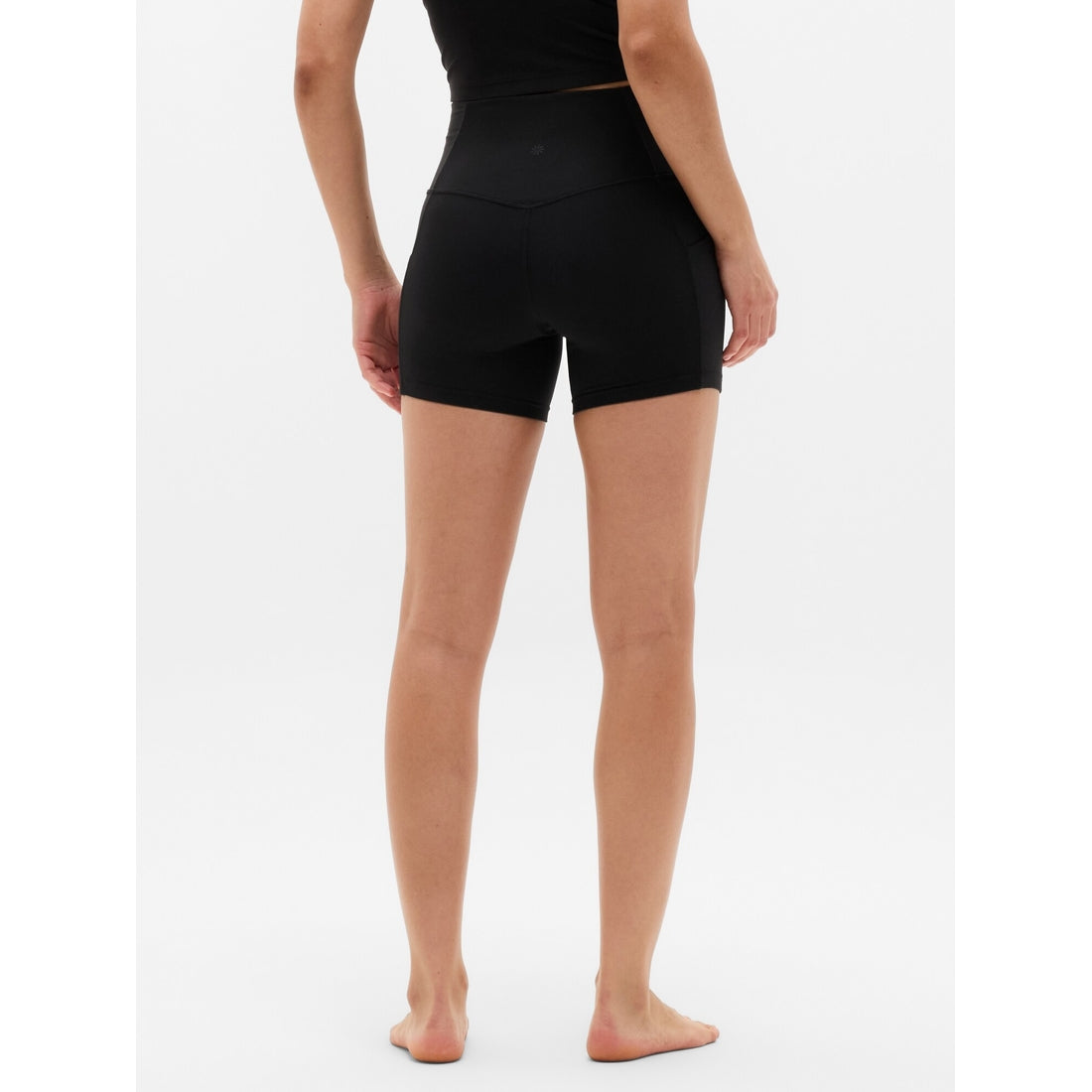 Women's Salutation Stash High Rise 5" Short