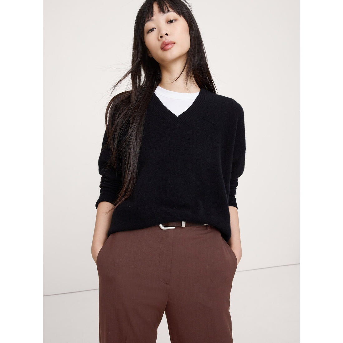 Women's Ultra High-Rise Modern Straight Italian Lightweight Wool Pant