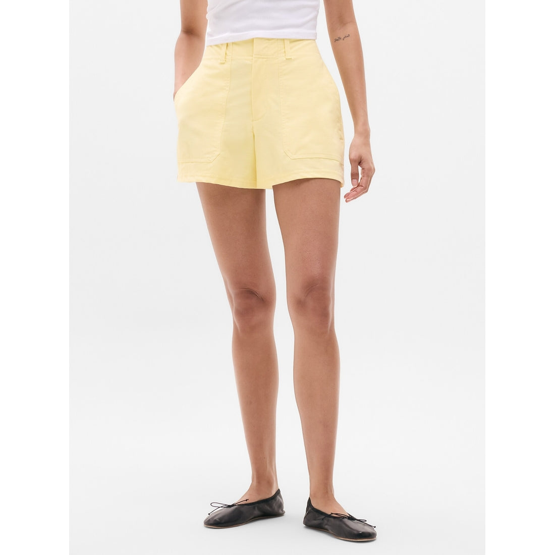 Women's Skyline High Rise Tailored 4" Short