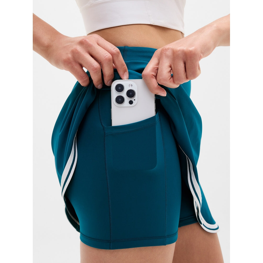 Women's Crosscourt High Rise Tipped 14" Skort