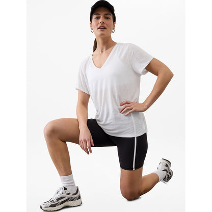 Women's Getaway Linen Blend V-Neck Tee