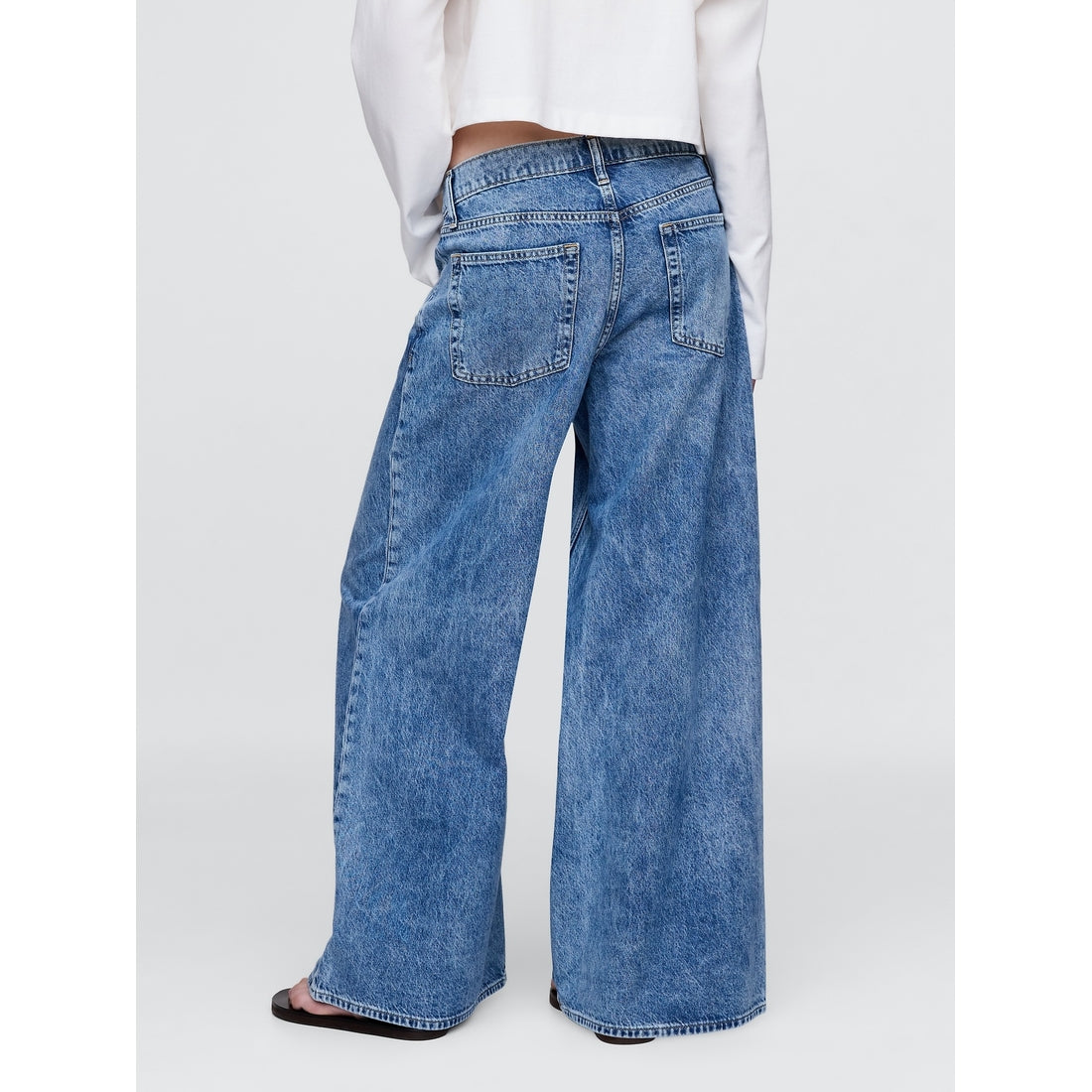 Women's Low Slung Extra Baggy Jeans