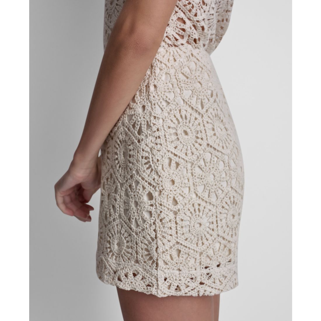 Dkny Jeans Women's High-Rise Crochet Shorts